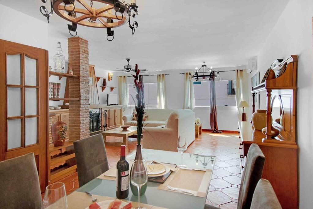 Apartamento Duplex Tematico Andaluz Con Agradable Terraza - El Mirador De Benahavis 2 Exterior foto