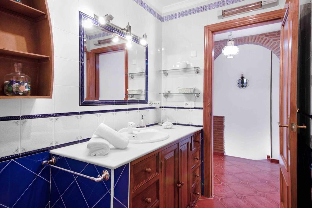 Apartamento Duplex Tematico Andaluz Con Agradable Terraza - El Mirador De Benahavis 2 Exterior foto